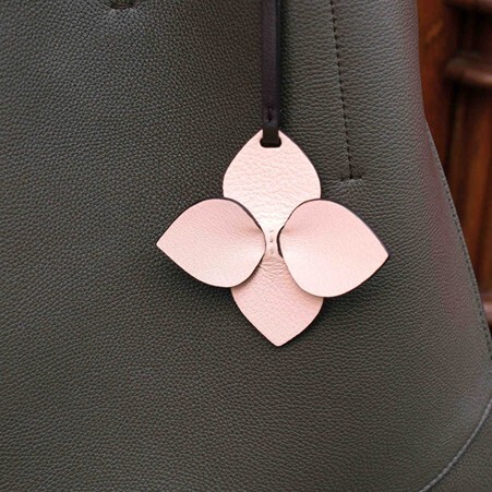 1FL0104-441 [FLEURON] Sia Rose Sakura #PMM09VL1406CRB (EU)