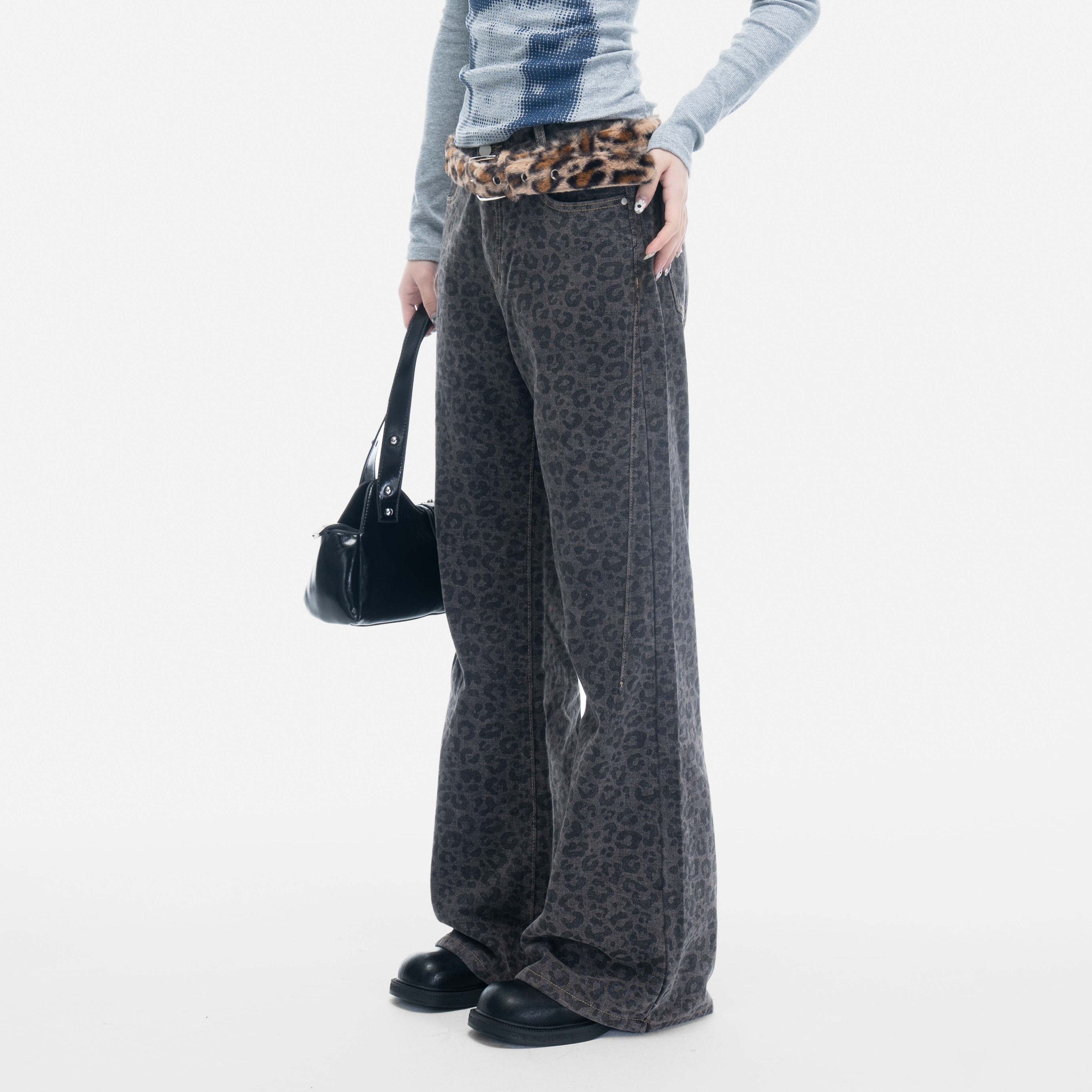 VIVID 長腿姊姊 豹紋 修身 喇叭 牛仔褲