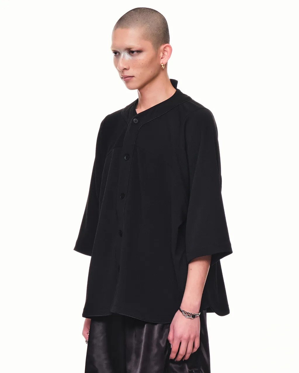 Vacant｜ES0163 - Baseball Shirt (Black)