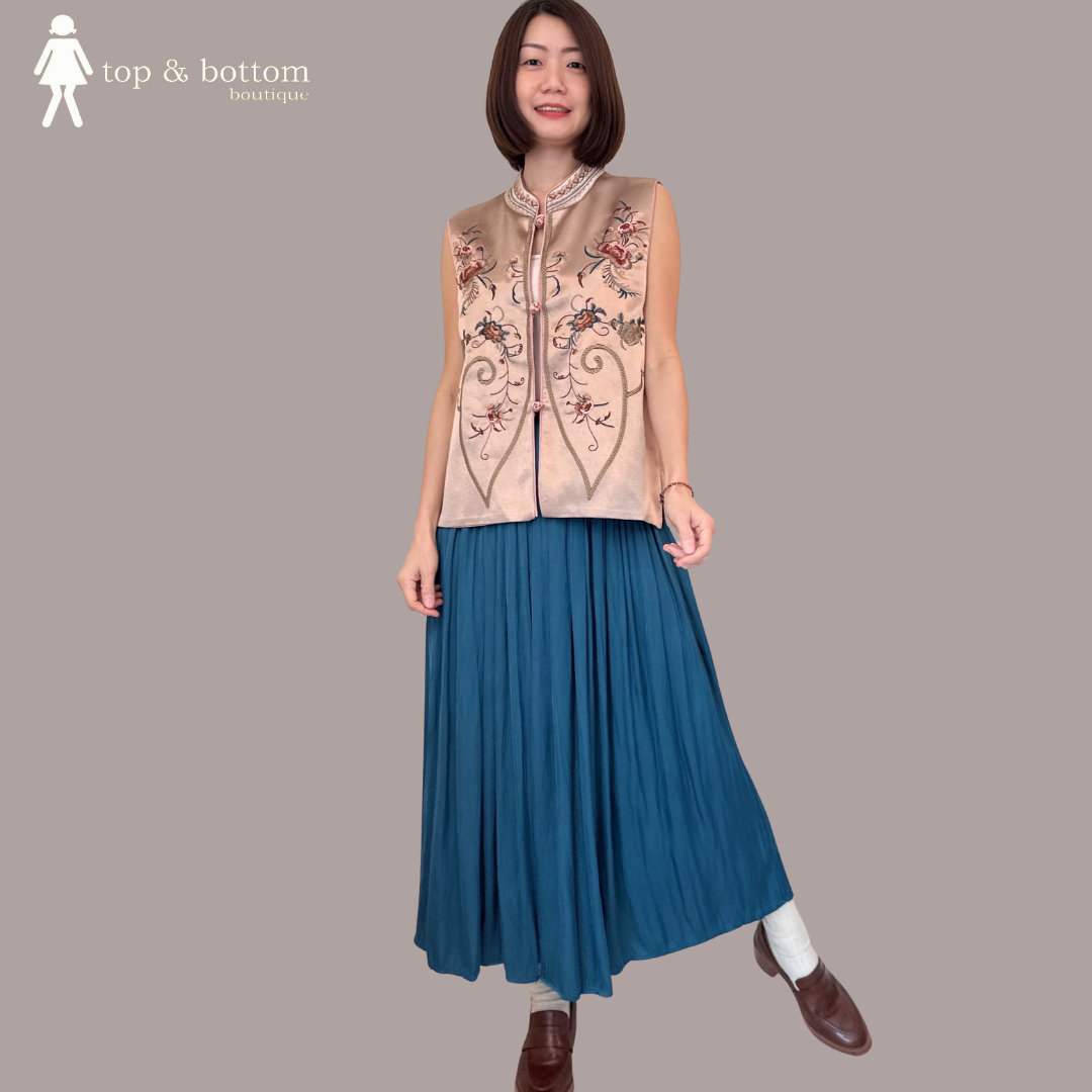 SATIN EMBROIDERED FLORAL VEST