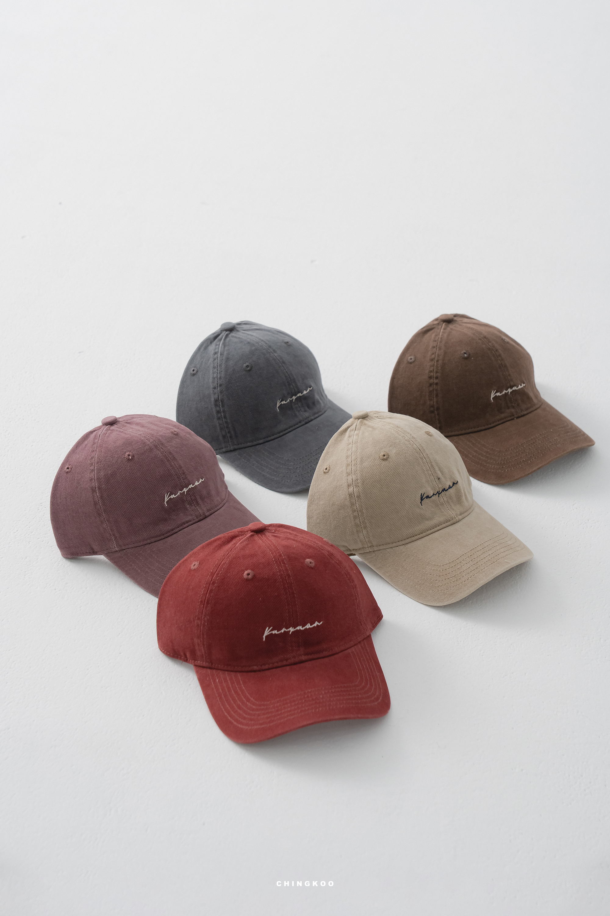 率性草寫刺繡老帽 5色