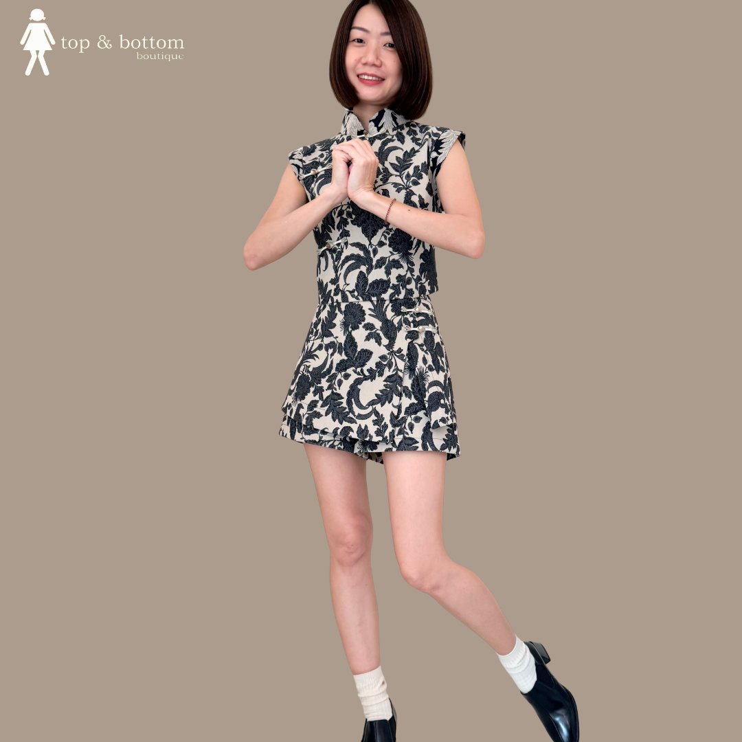 HIGH WAISTED JACQUARD FLORAL SKORT