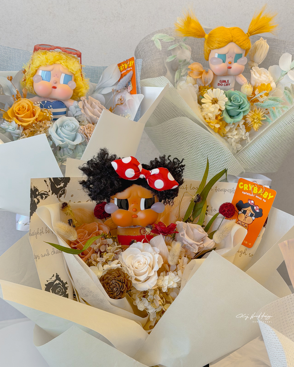 CRYBABY 哭娃夏日系列永生花束