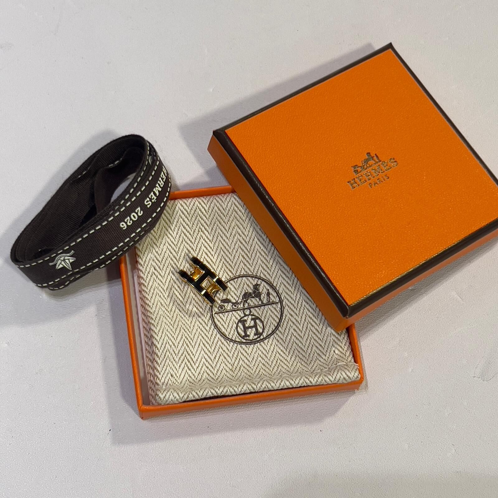 全新HERMES耳夾 黑色金扣 POP H  EAR CUFF  H100094F 03 #BRAND NEW #香榭站正品