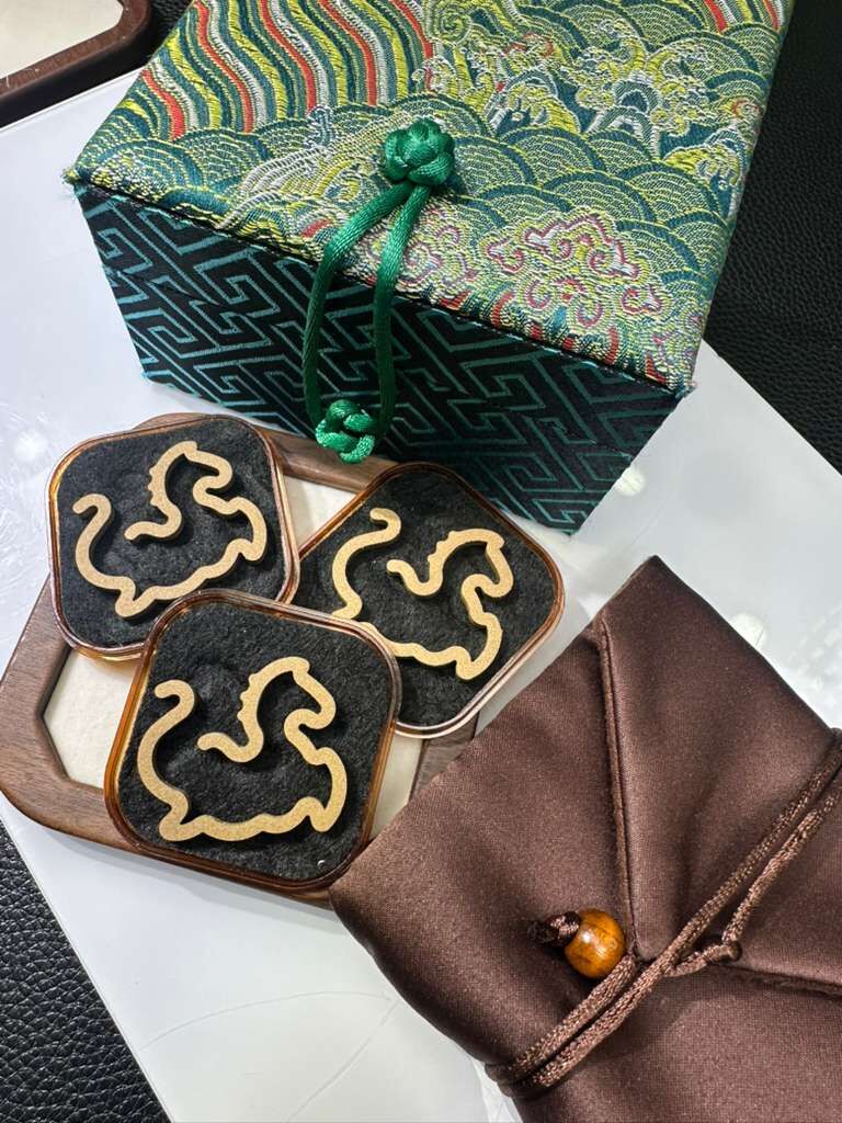 【直播】LL0103170 馬到功成沉香 (10片)