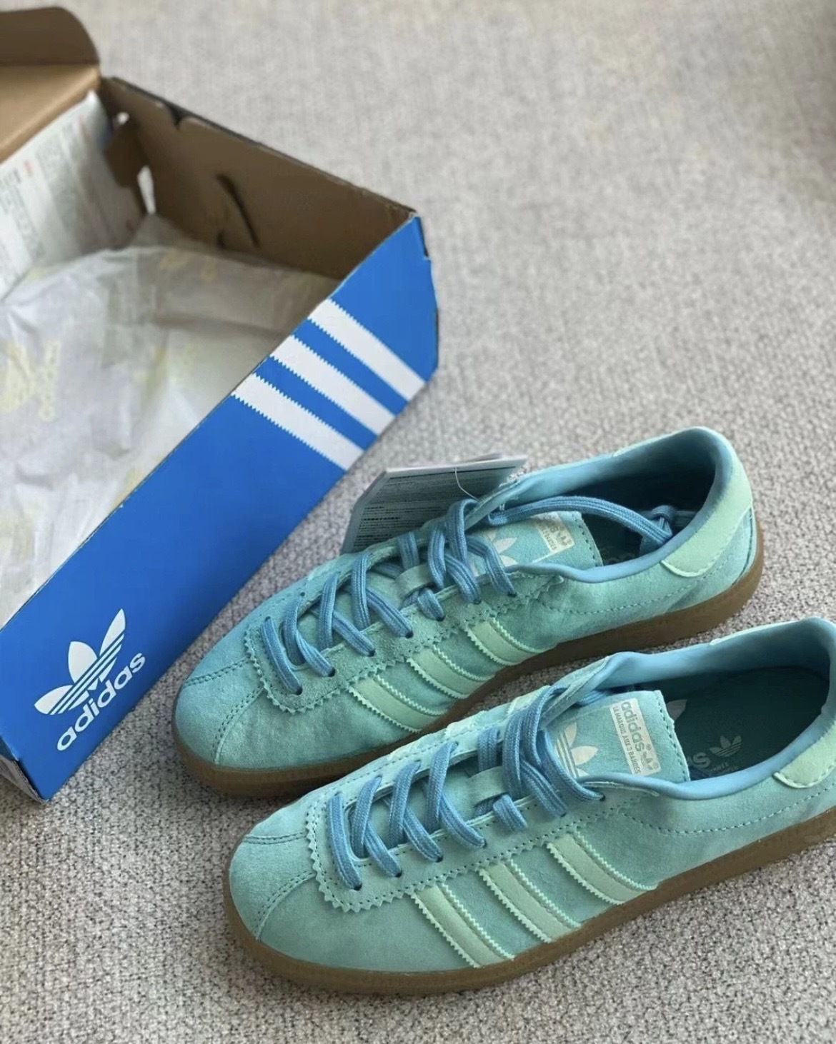 【現貨】Adidas Bermuda Semi Pink Spark 焦糖底 麂皮 蒂芬妮藍  GY7387