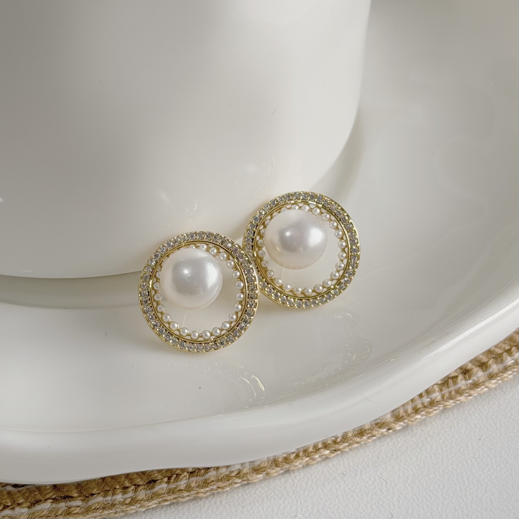 C264排鑽珍珠園圈耳針