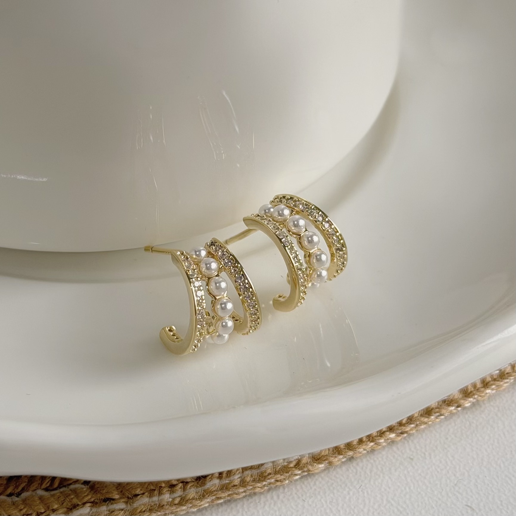 C253排鑽珍珠三層C字圈