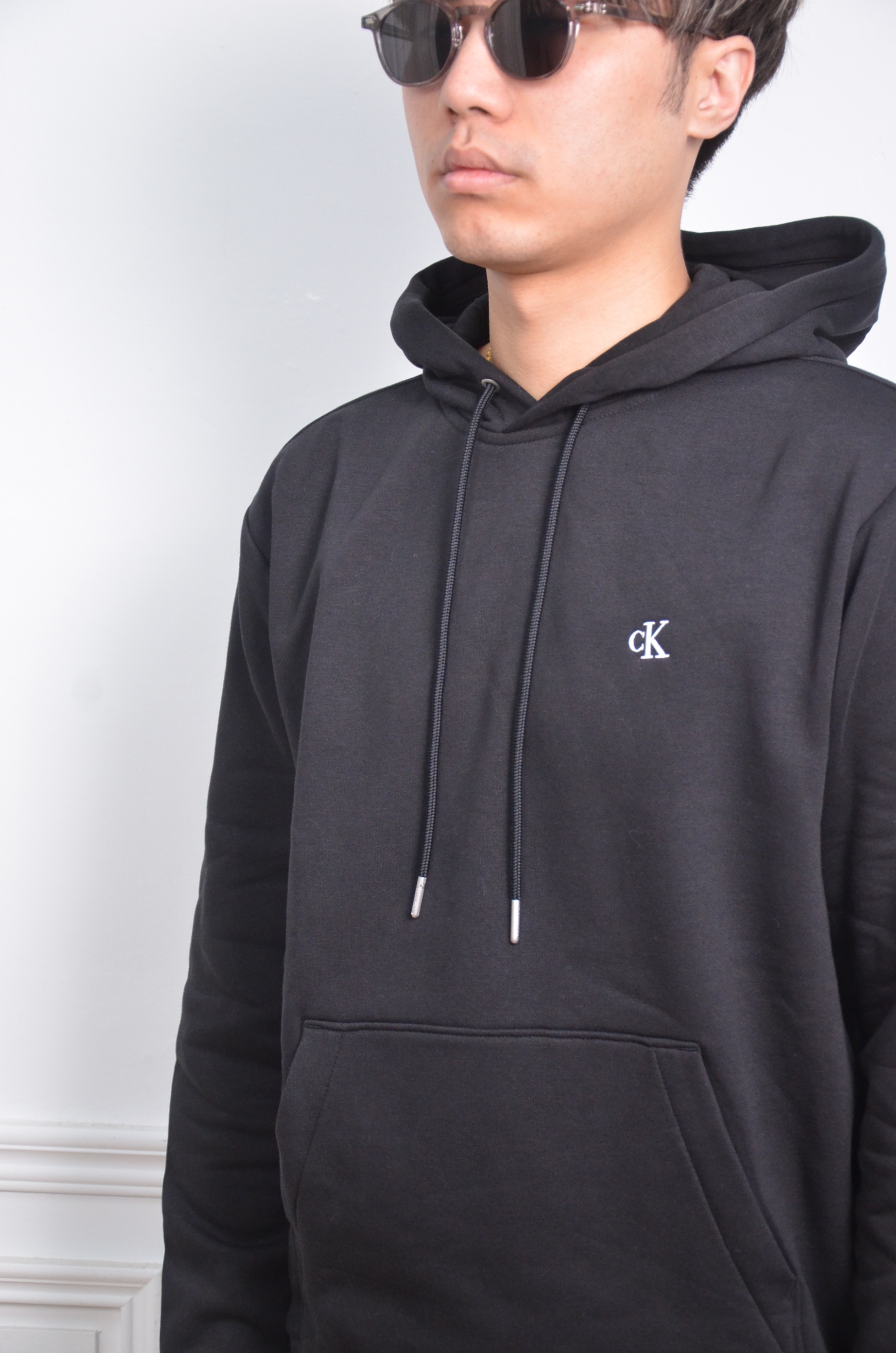 Calvin Klein 刺繡小LOGO帽T-黑灰兩色