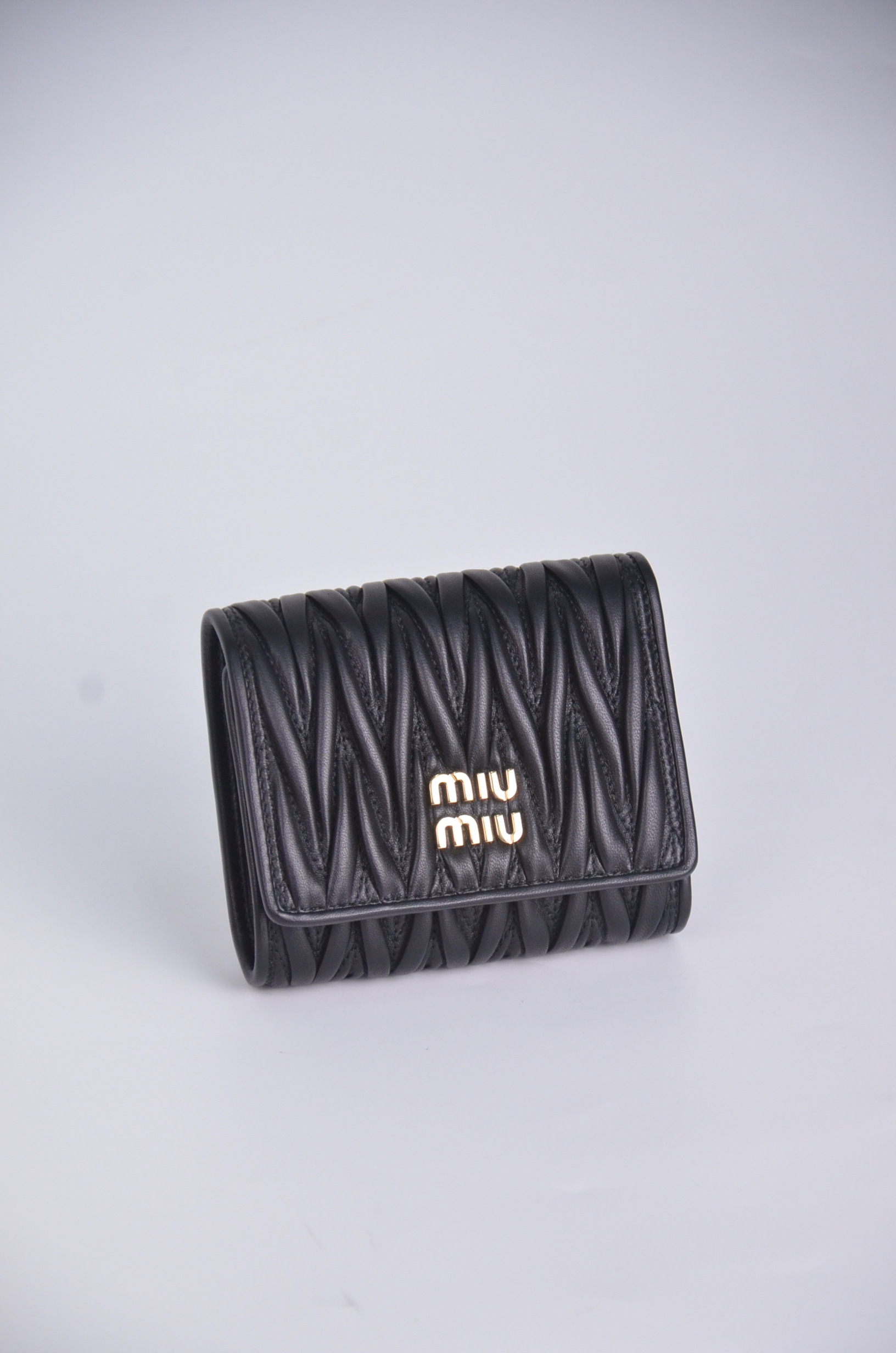 MIU MIU 三摺零錢包皮夾-黑【5MH033AFPPF0002】