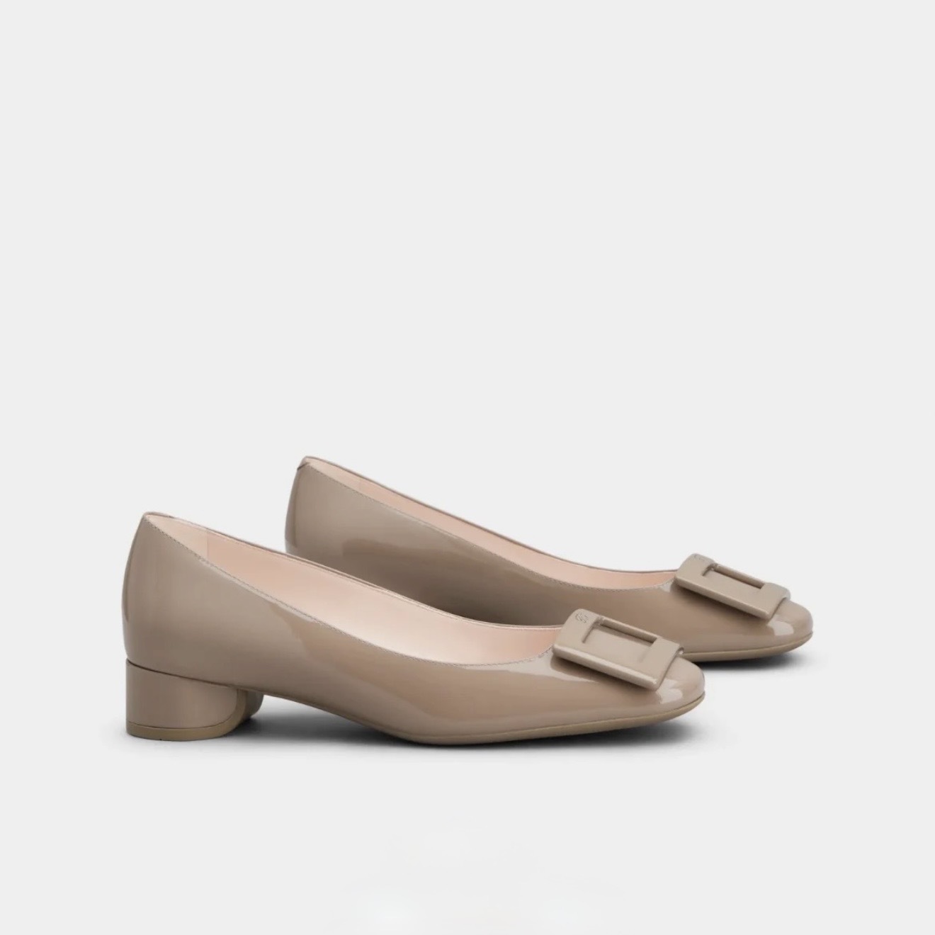 Roger Vivier Patent Leather U Look Ballet Flats taupe