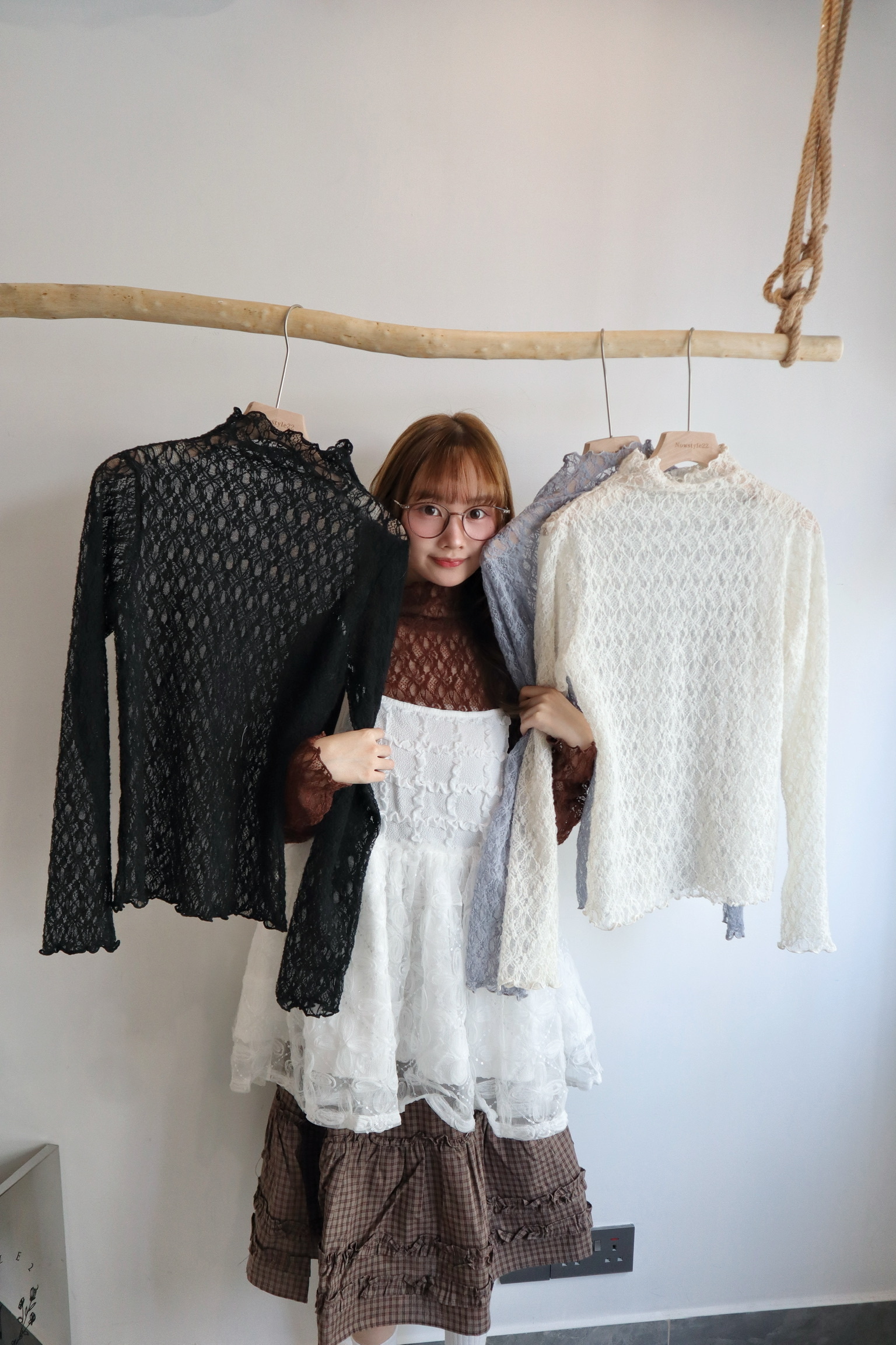 韓製！超美Lace長袖Top 3.0 四色入