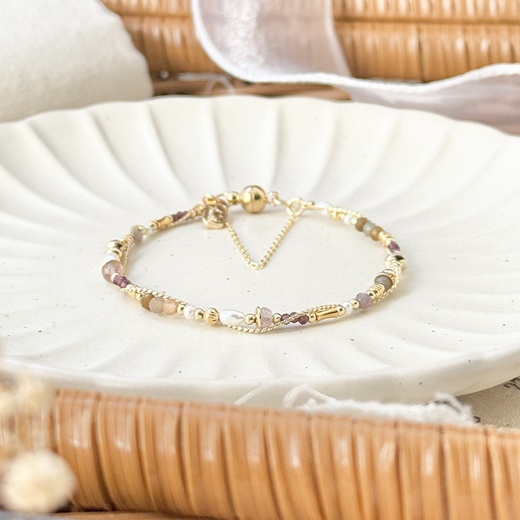 生日花 • 玖月伍 • 野蘑菇 – 瑪瑙草莓晶 – 手鍊