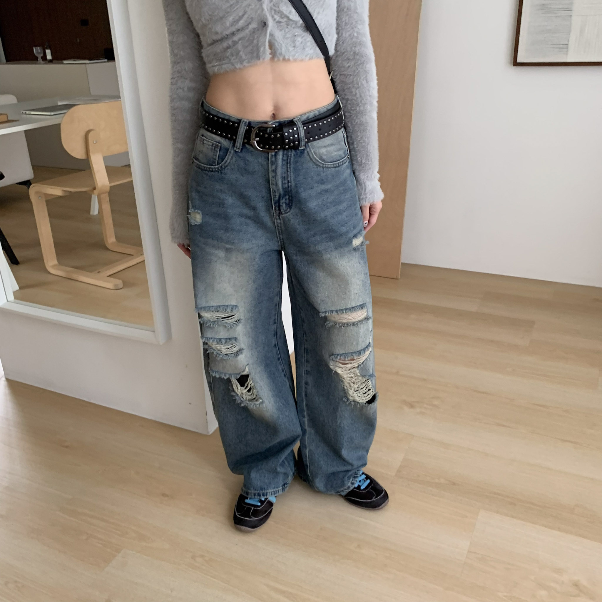 ISA_個性紐約藍 街頭感刷破設計直腿牛仔褲_51248