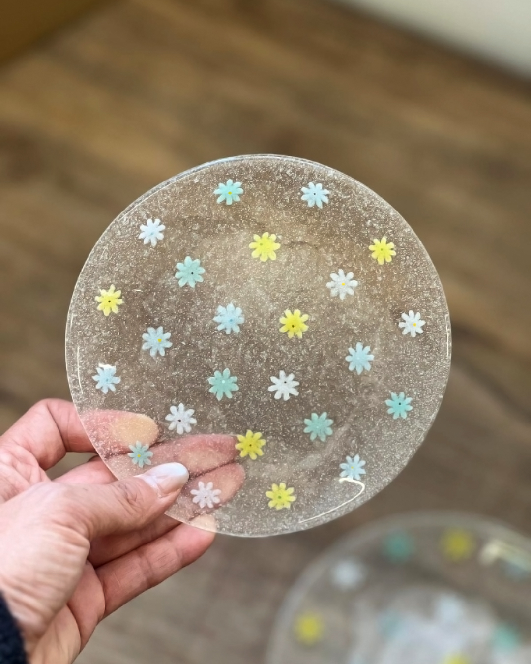 手工玻璃 爽朗淡薄色小花碟｜職人 石塚悠