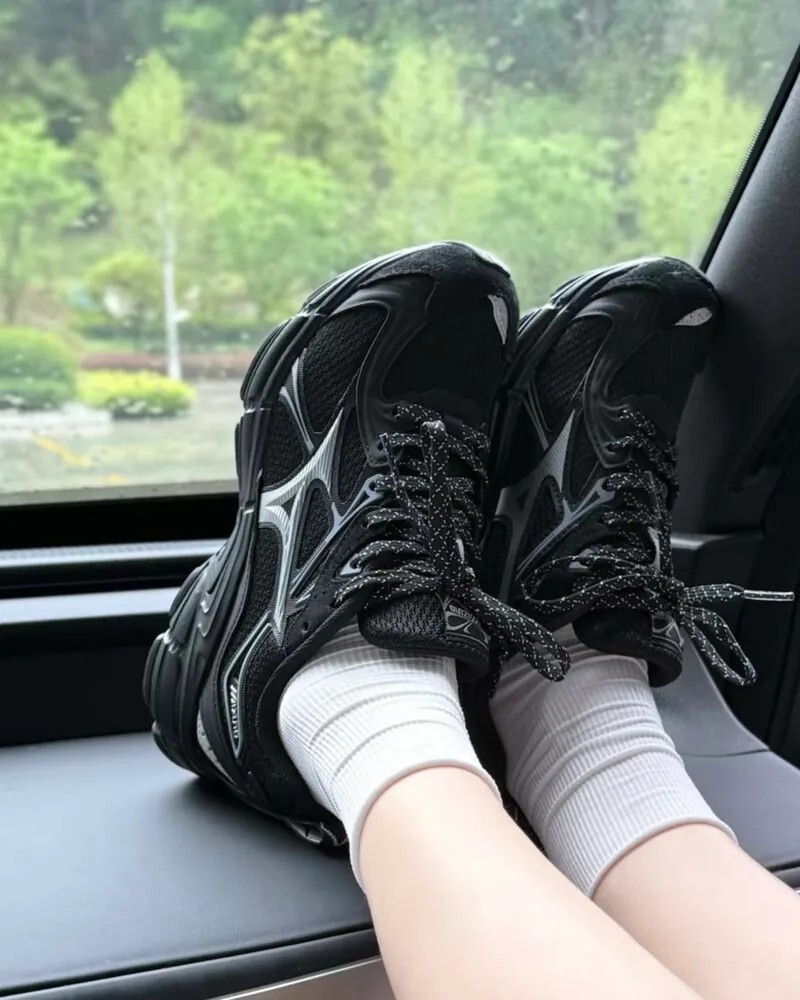 【預購】 MIZUNO SPEED 10S BLACK 復古運動鞋慢跑鞋 黑 D1GH240605