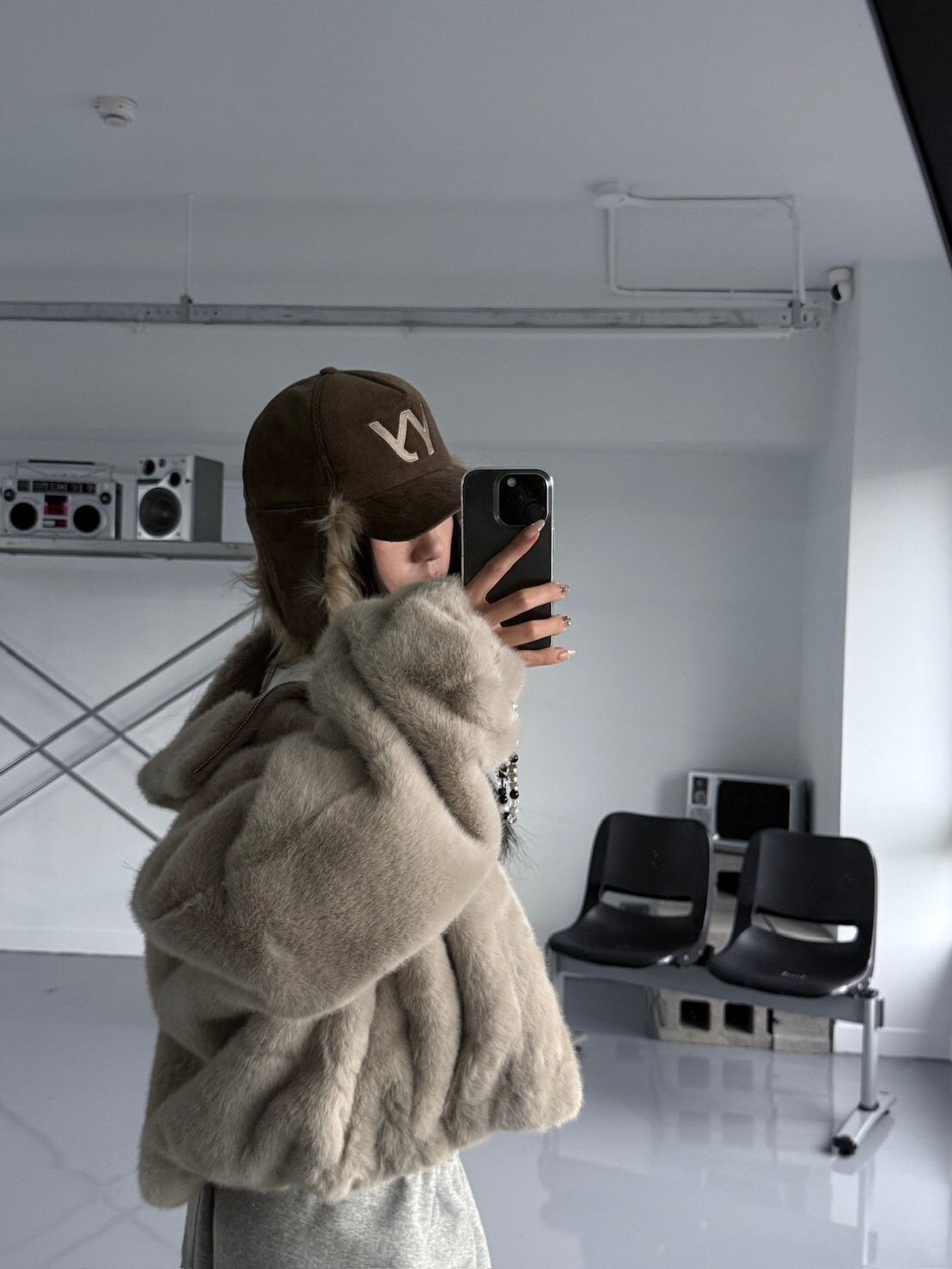 絨毛素面拉鍊立領外套