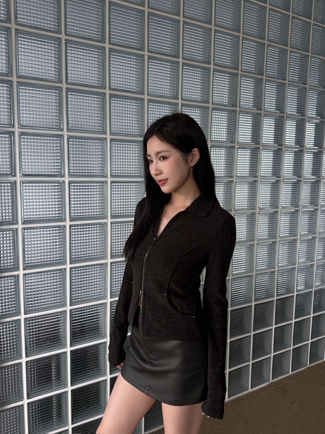 小標歌德字坑條羊絨上衣