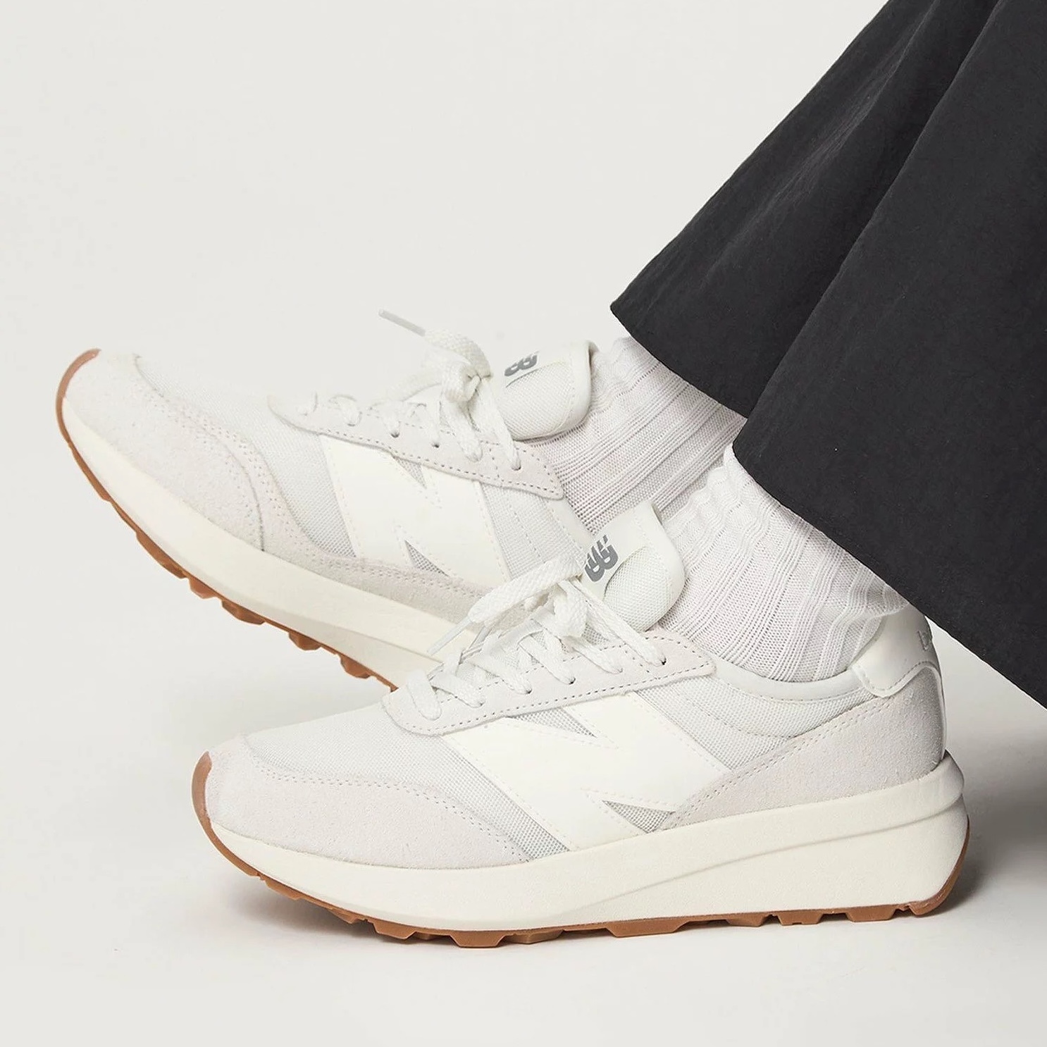 New Balance U370 海鹽白