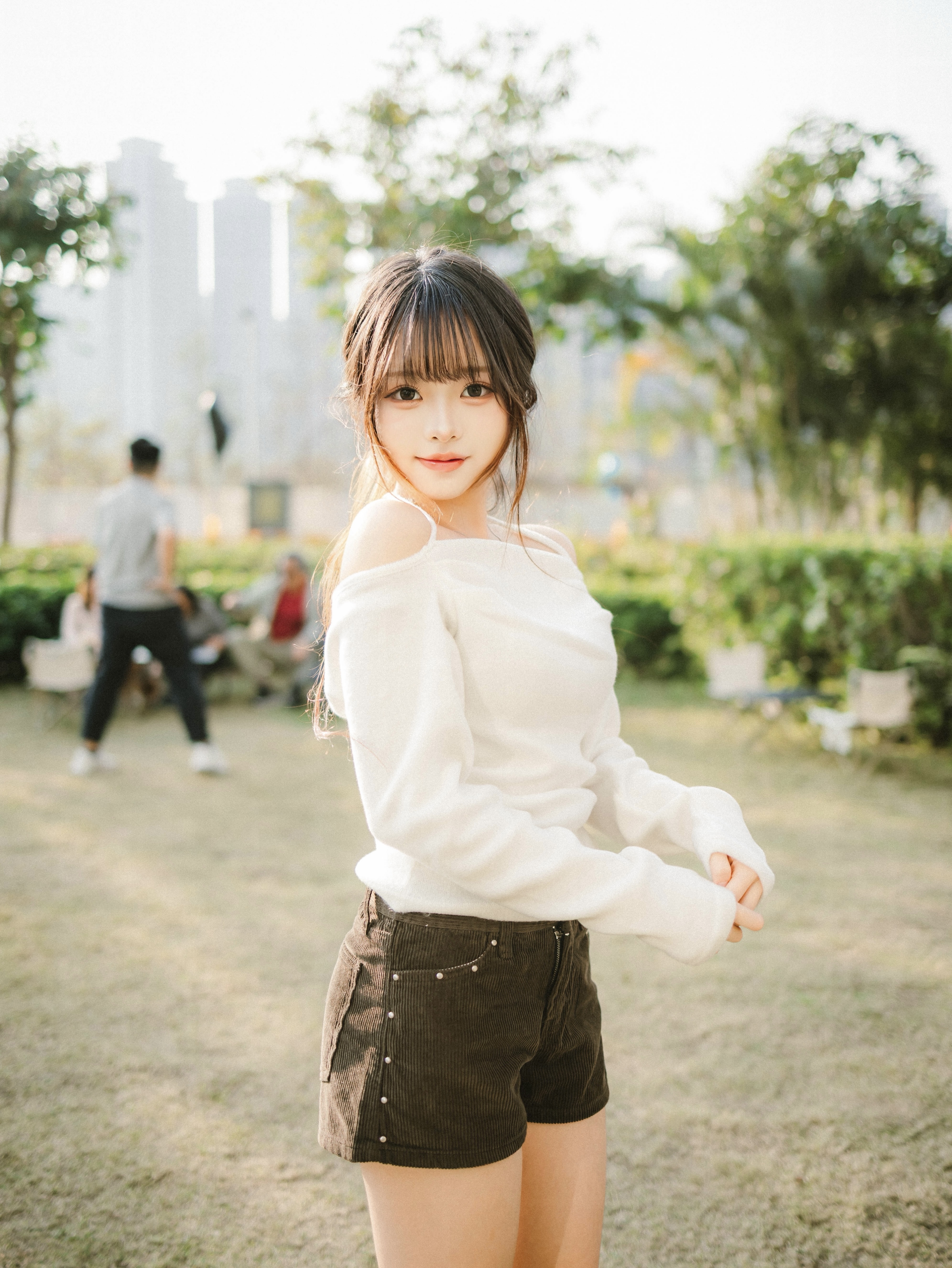 溫柔絨毛面幼帶掛頸上衣