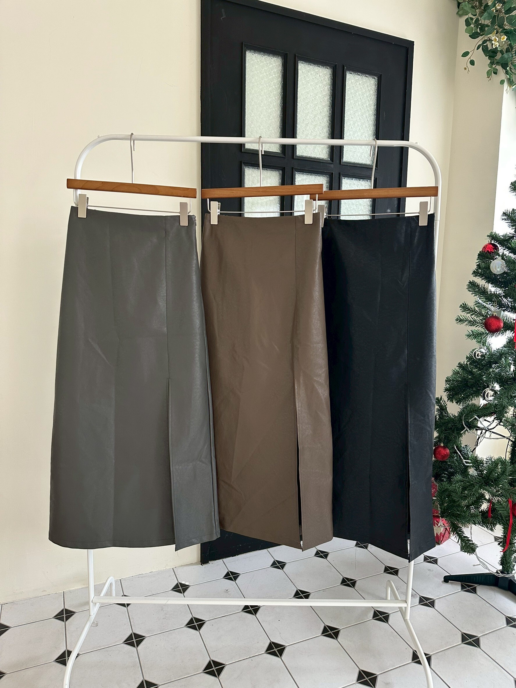 前開叉皮革長裙 RCH78939