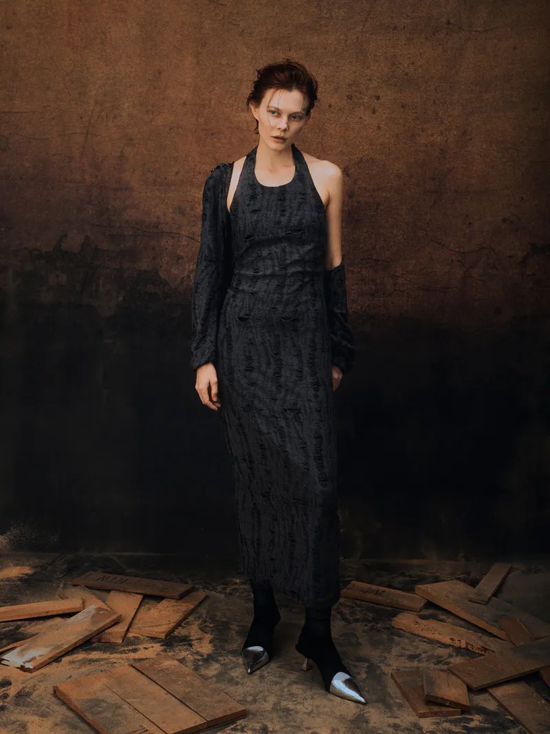 Enclave｜Two-Piece Slim Fit “Wierd” Long Dress (Grey)