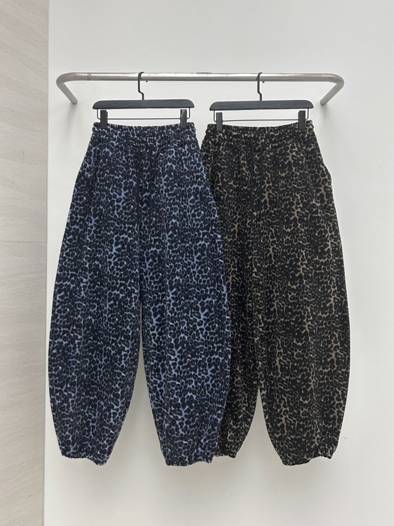 豹紋束腳鬆身褲 Hestory-111P