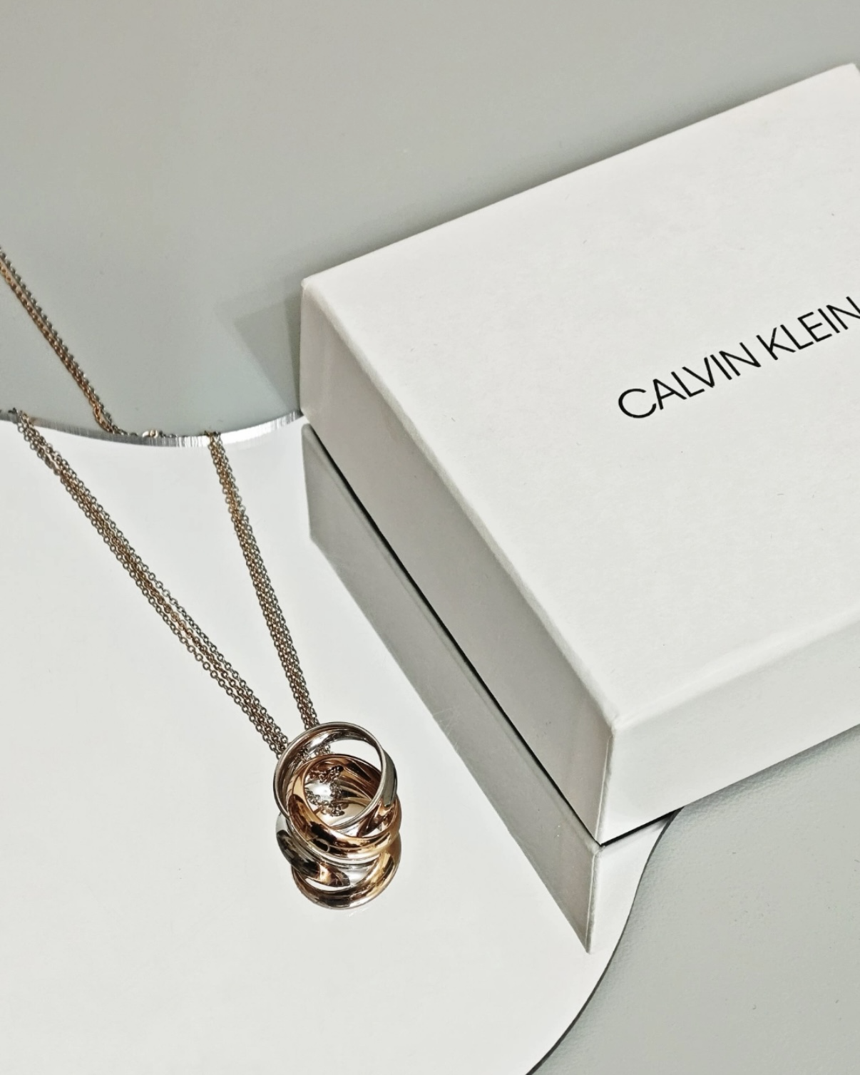 CALVIN KLEIN 纏繞雙環 項鍊 CK 銀色 玫瑰金