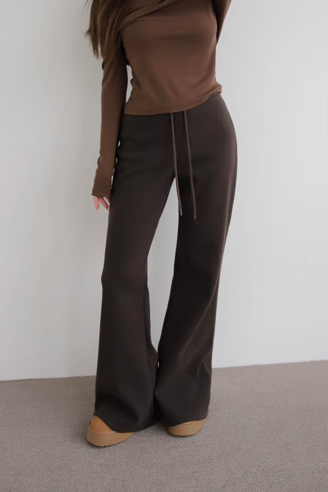 內刷絨背小口帶喇叭棉褲