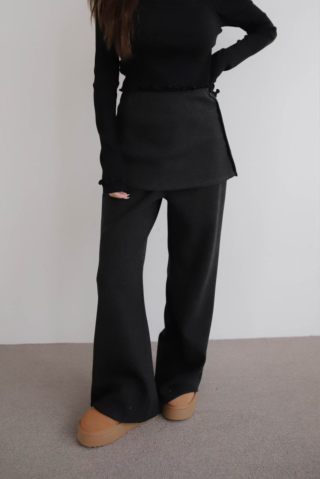 附裙圍寬長褲SET