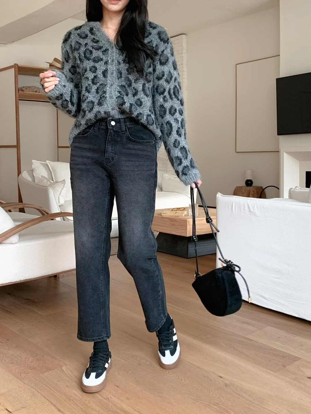 2678愛心噴漆內加絨牛仔長褲