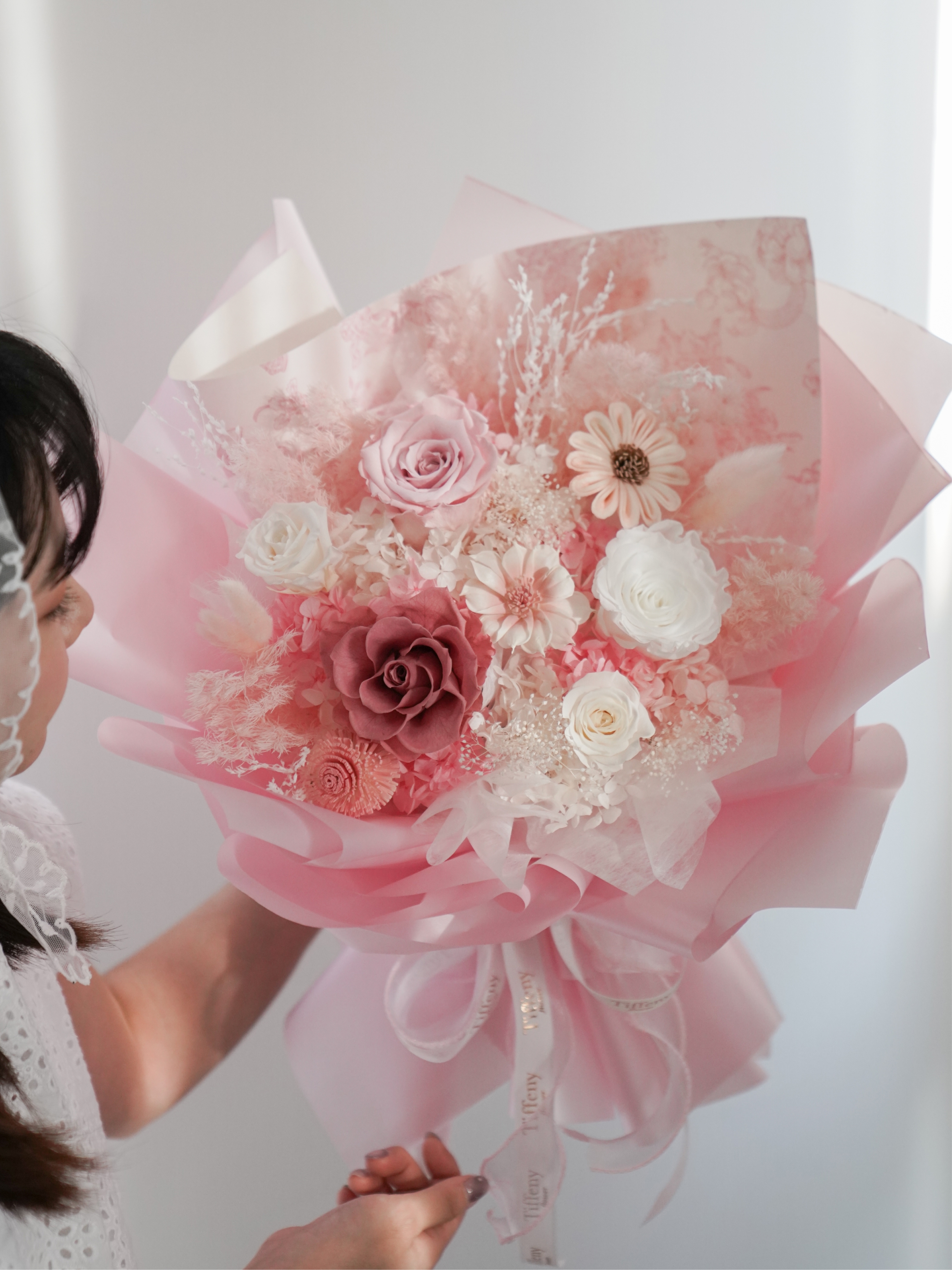 Super Perfect Red Preserved Flower Bouquet / L /