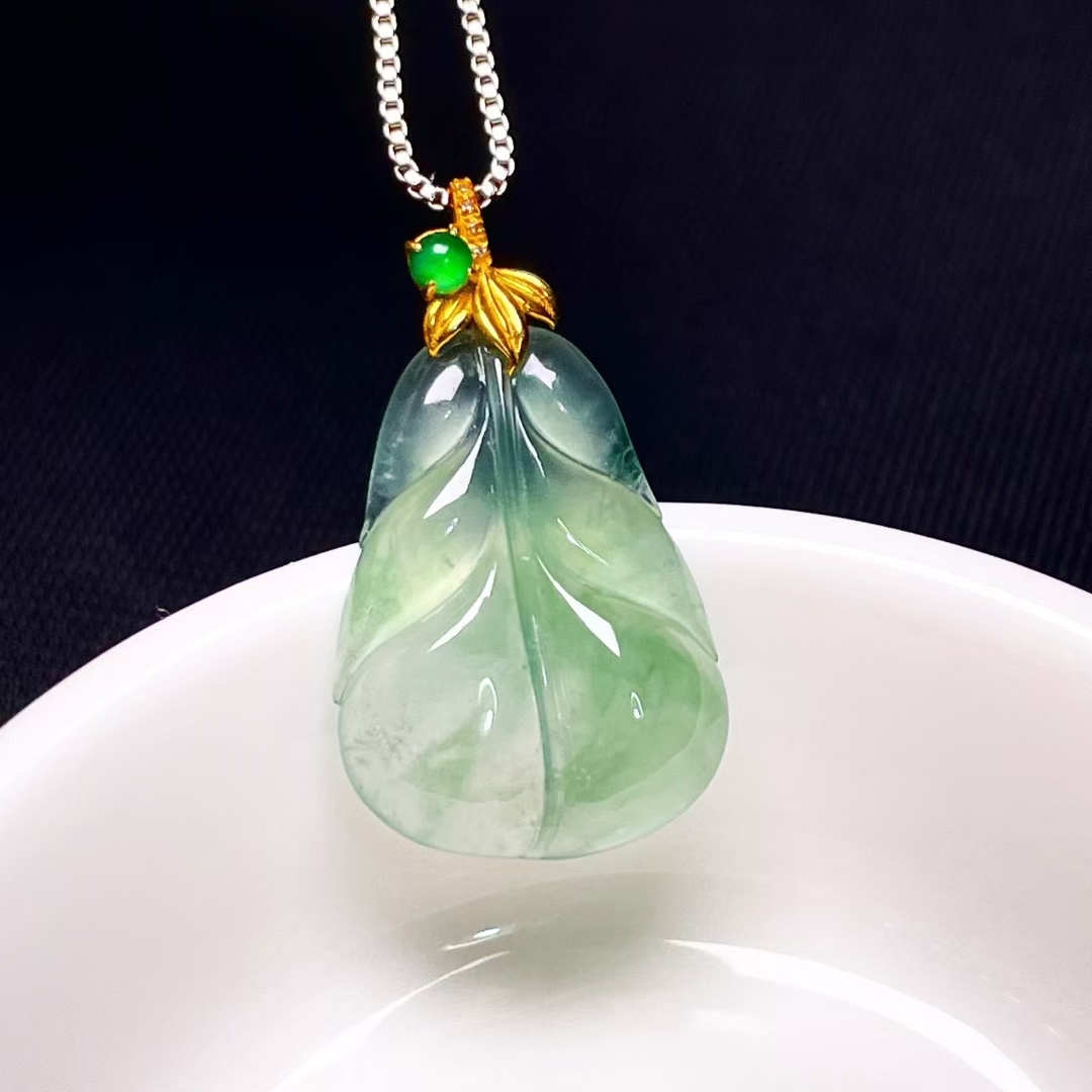 1225435 翡翠葉子吊墜