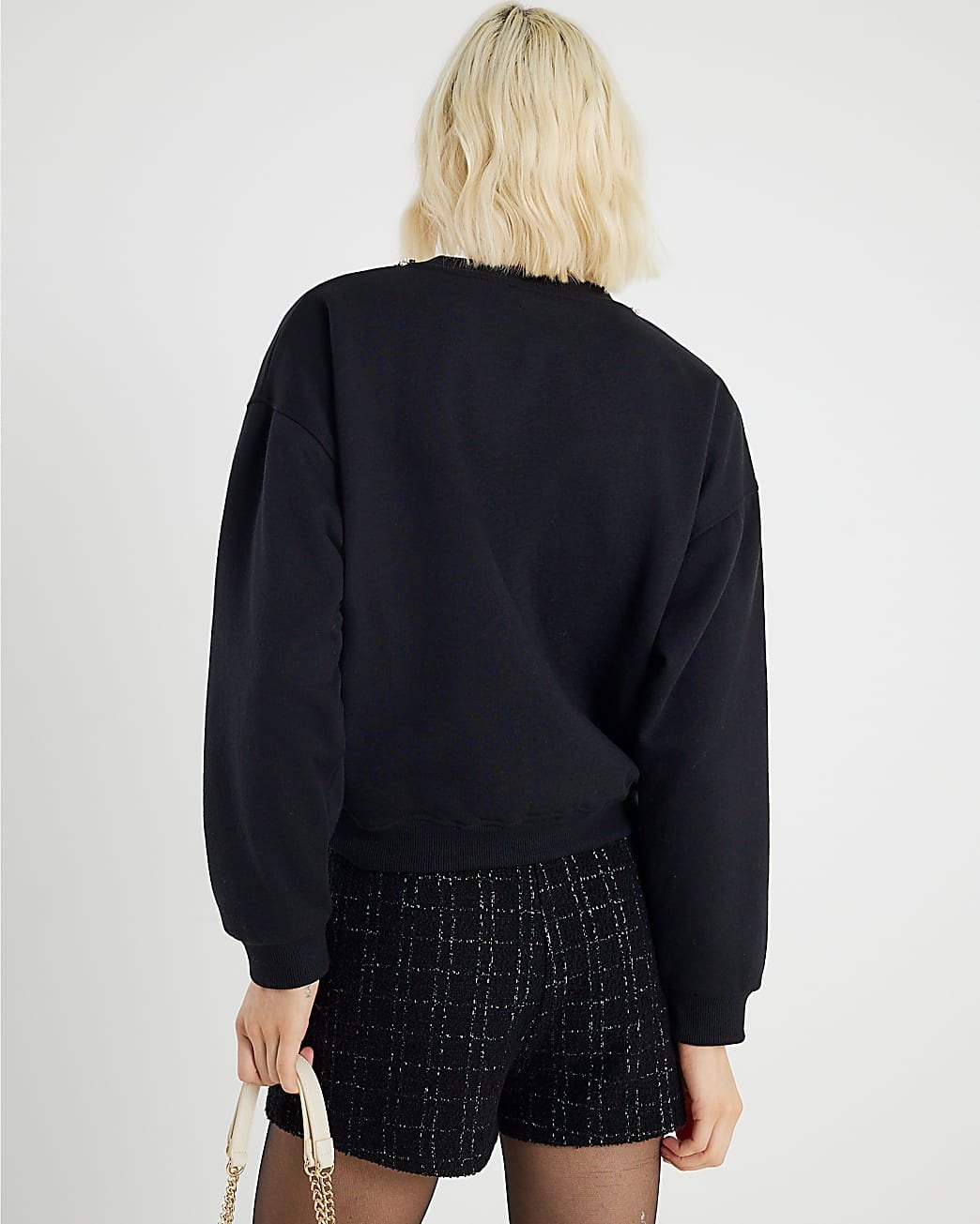 Milan黑白毛呢紗珍珠英文字毛衣