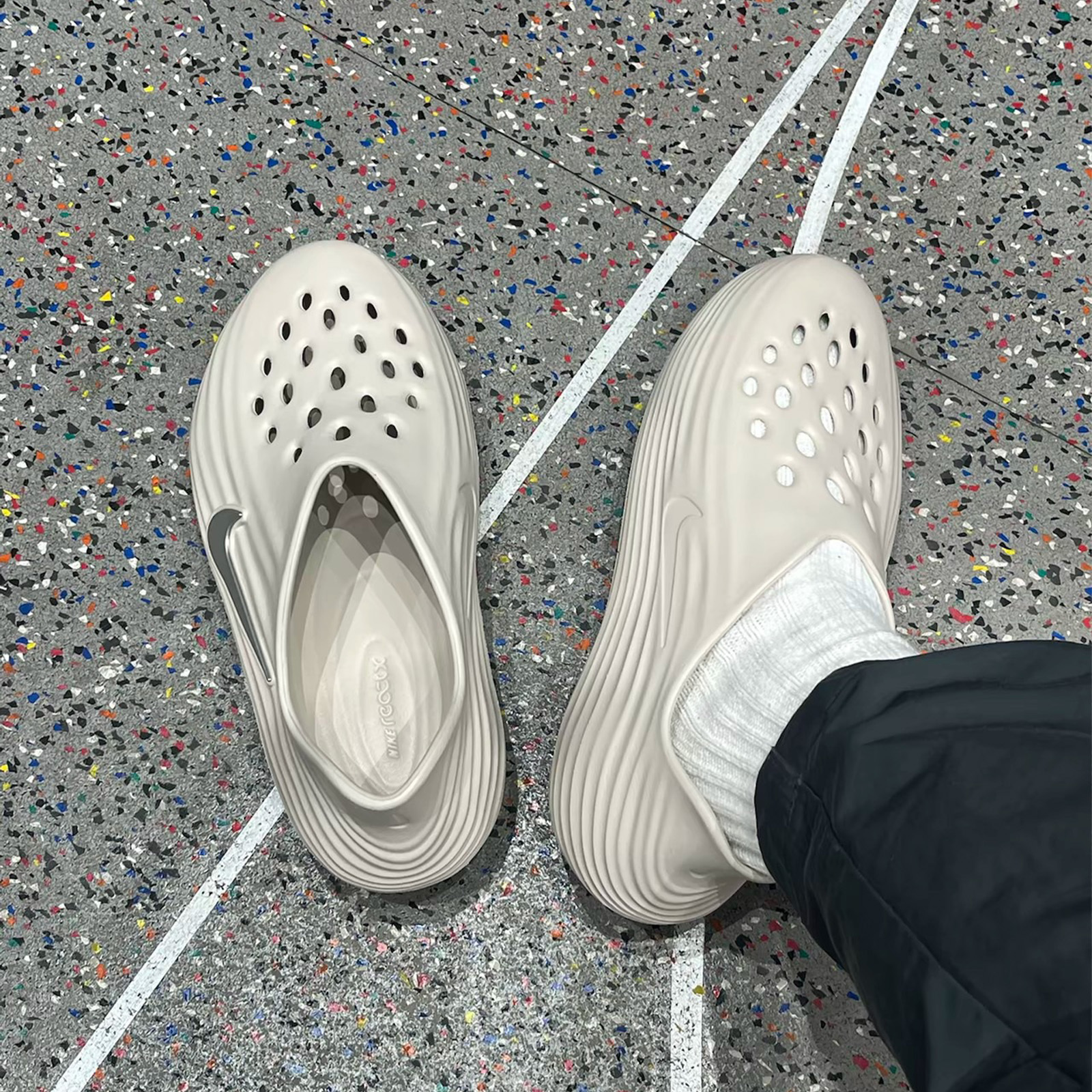 Nike ReactX Rejuven8 奶油白 深海藍 橘紅 流沙鞋 洞洞鞋 懶人鞋 恢復鞋 快乾涼鞋 三色 HV5060-005-403-700