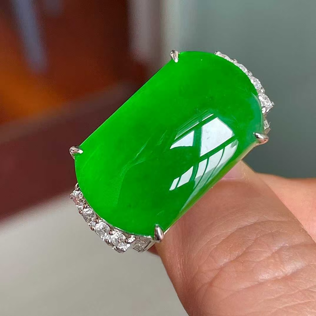 1225555 翡翠冰陽綠馬鞍戒