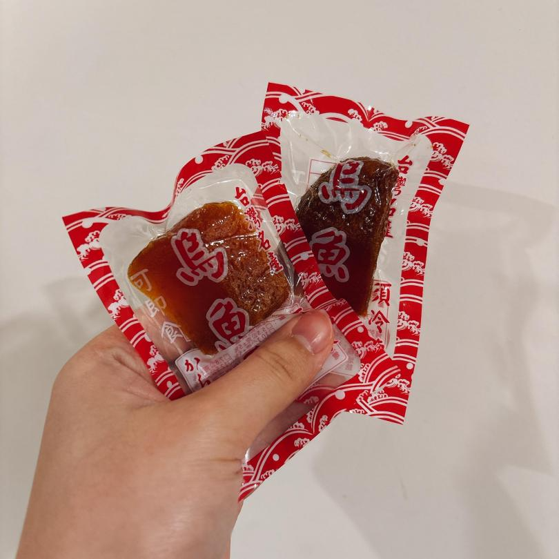 闆梁推推-不鹹不腥聊天好夥伴 一口烏魚子