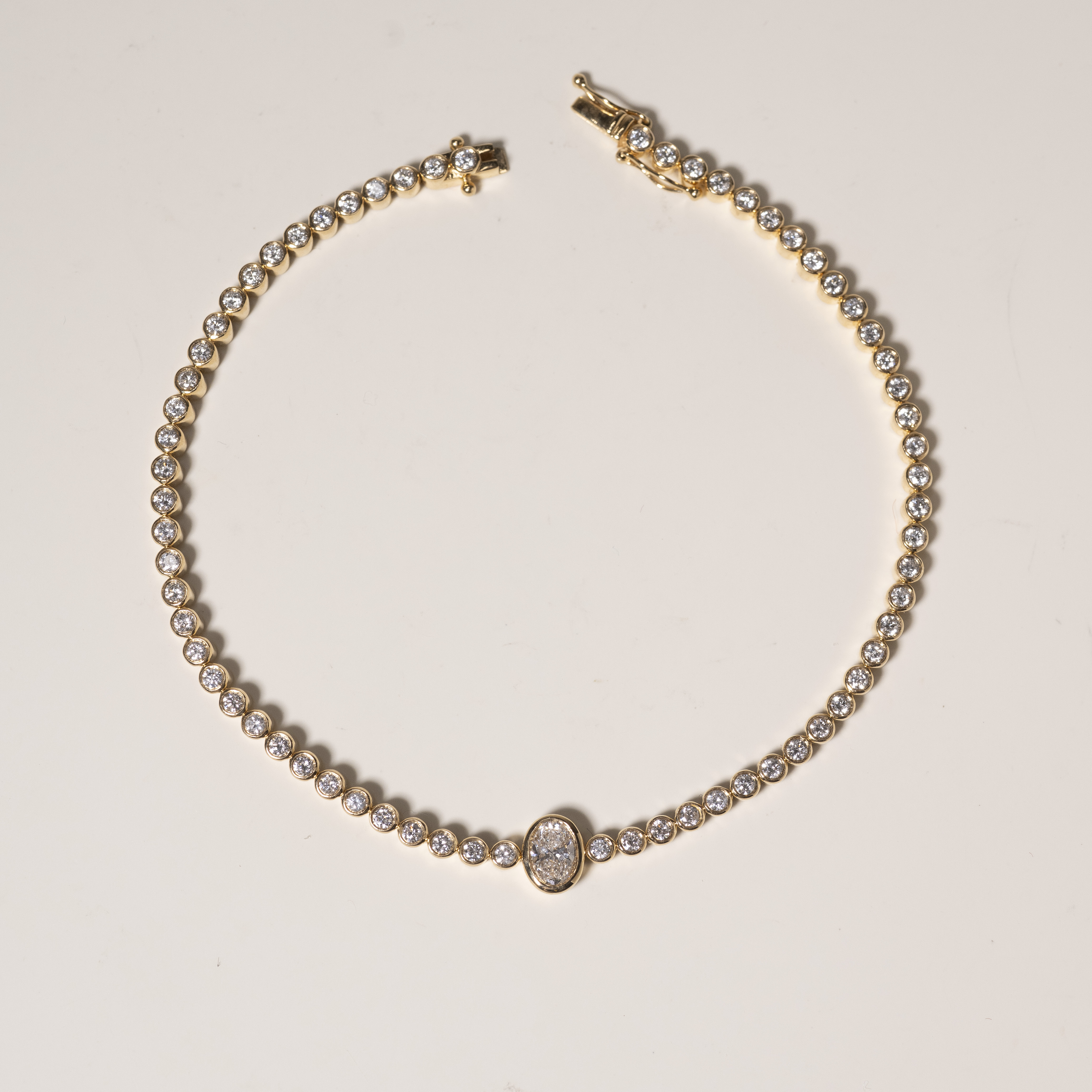 18K 1.12ct Diamond Bracelet ( With GIA)