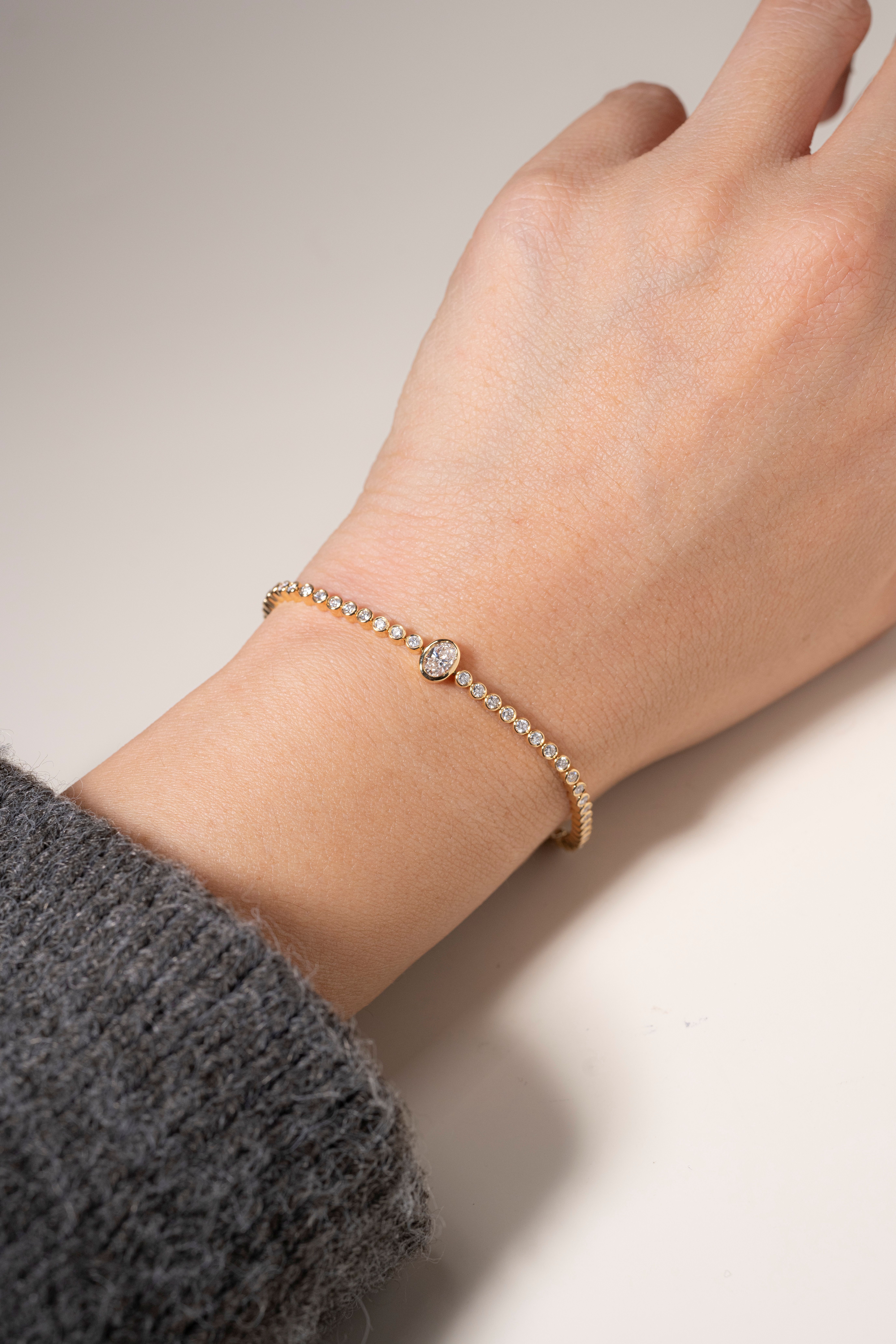 18K 1.12ct Diamond Bracelet ( With GIA)