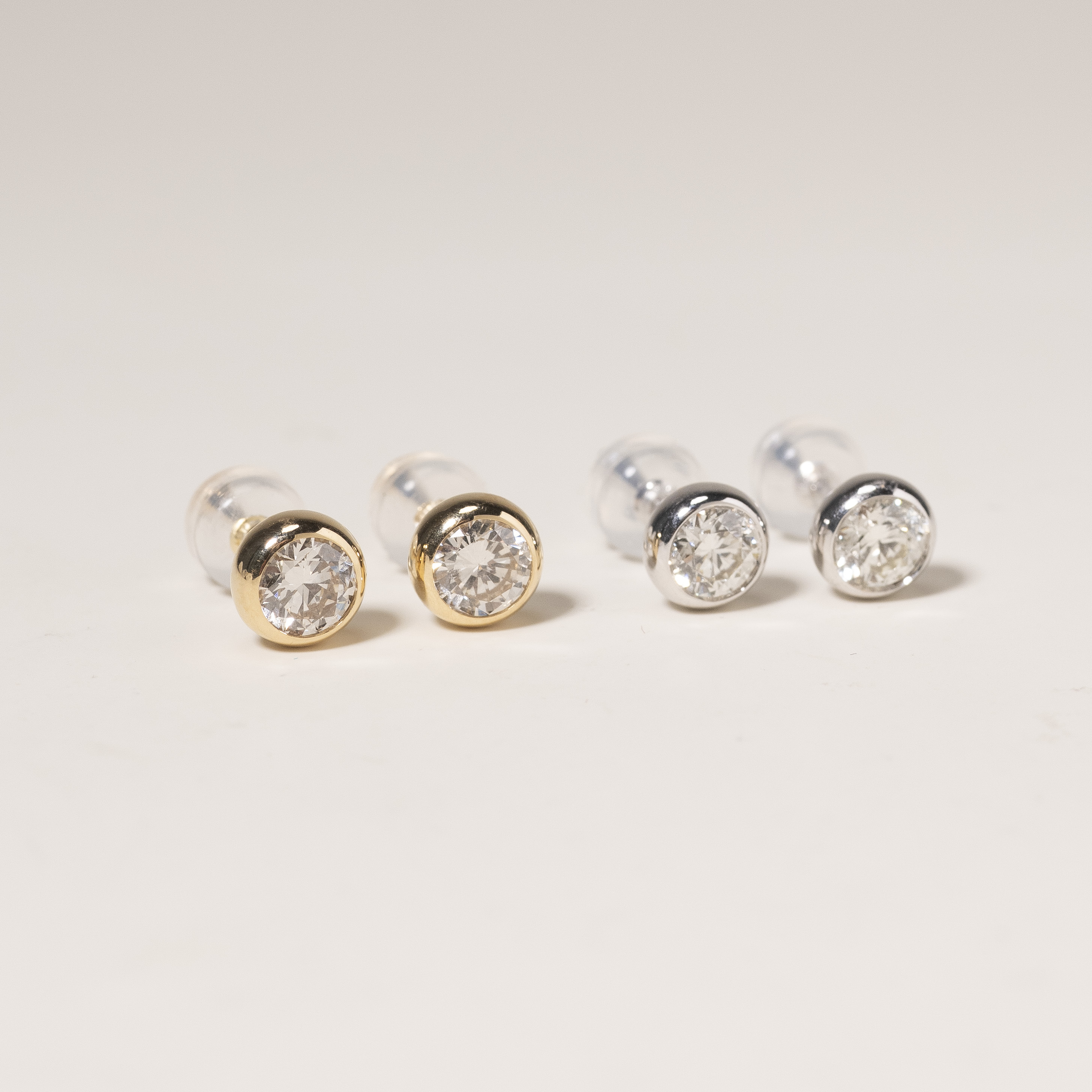 18K Bubble Diamond Earring