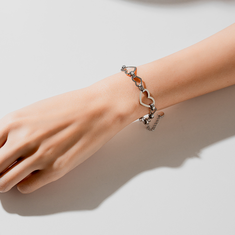 miramira心語｜單層鏤空愛心扣環手鍊C0469-銀40799