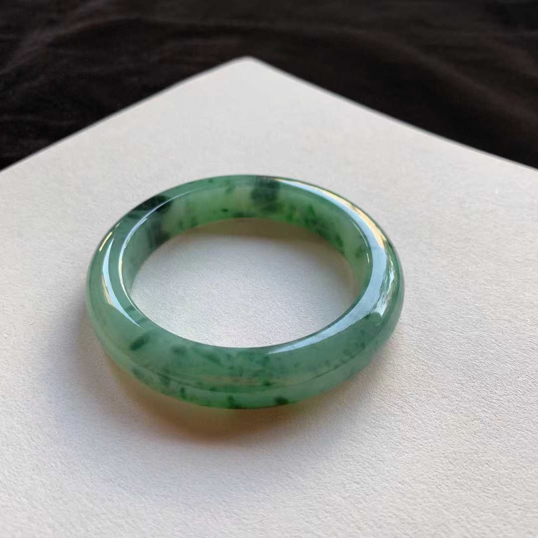 12252347 57.2mm翡翠辣綠正圈手鐲 (56-58)