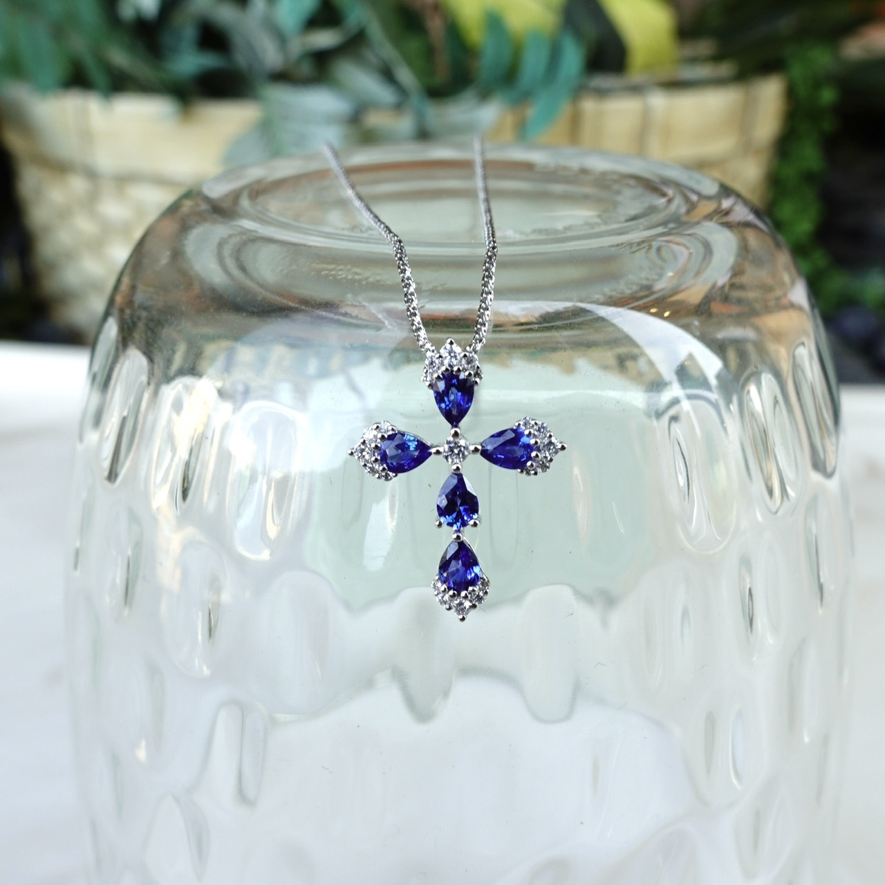 18K金藍寶石鑽石吊墜-十字架