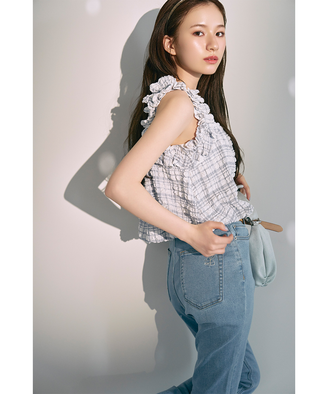 [預購] 折扣LILLIAN CARAT 下擺開衩牛仔微喇叭褲