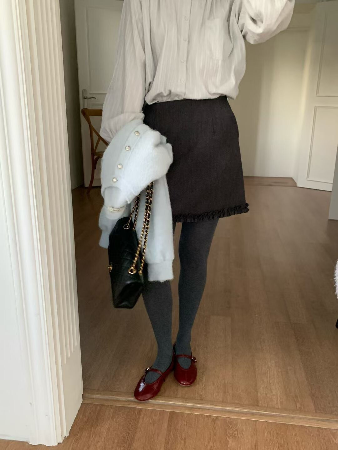 下擺小荷葉滾邊西裝A字短褲裙-S-Ｍ / 2色