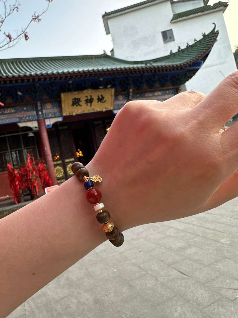 【直播】LL010332 沉香南紅青金猛獁麵包珠手串 8-9mm