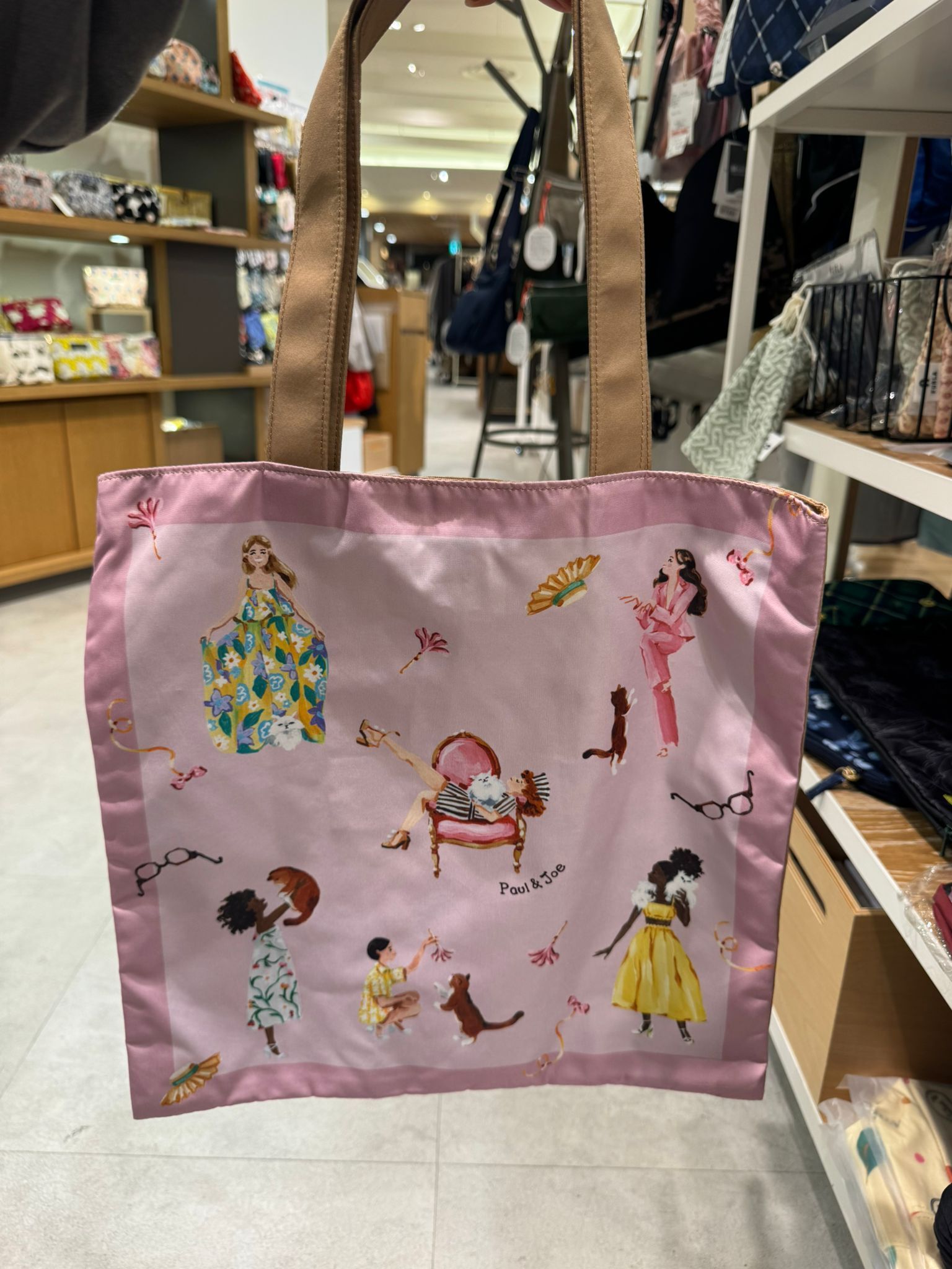 260105 Paul n Joe 粉紅色可上薄手袋