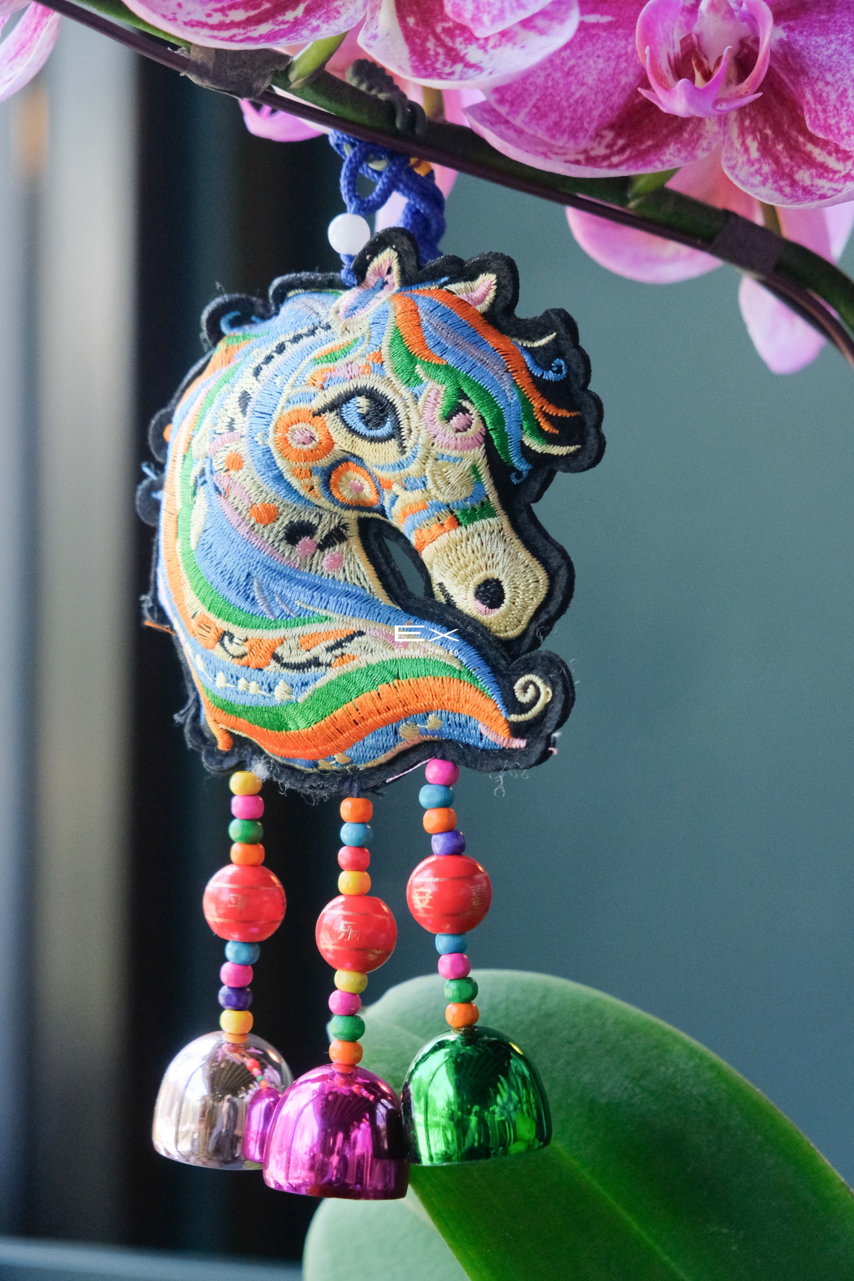 春駒踏花舞 Spring Steed Dance｜蝴蝶蘭花禮