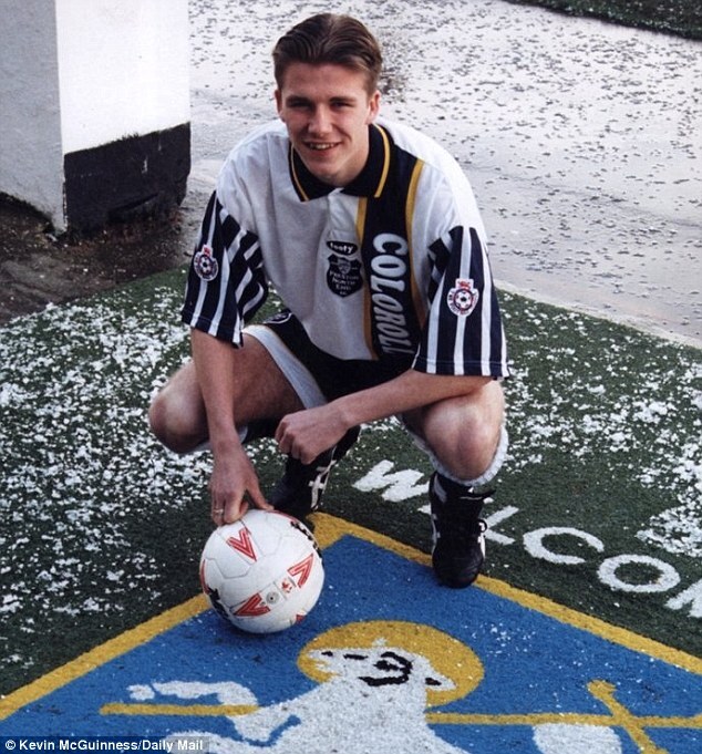 [預訂]94-95普雷斯頓主場碧咸復刻球衣