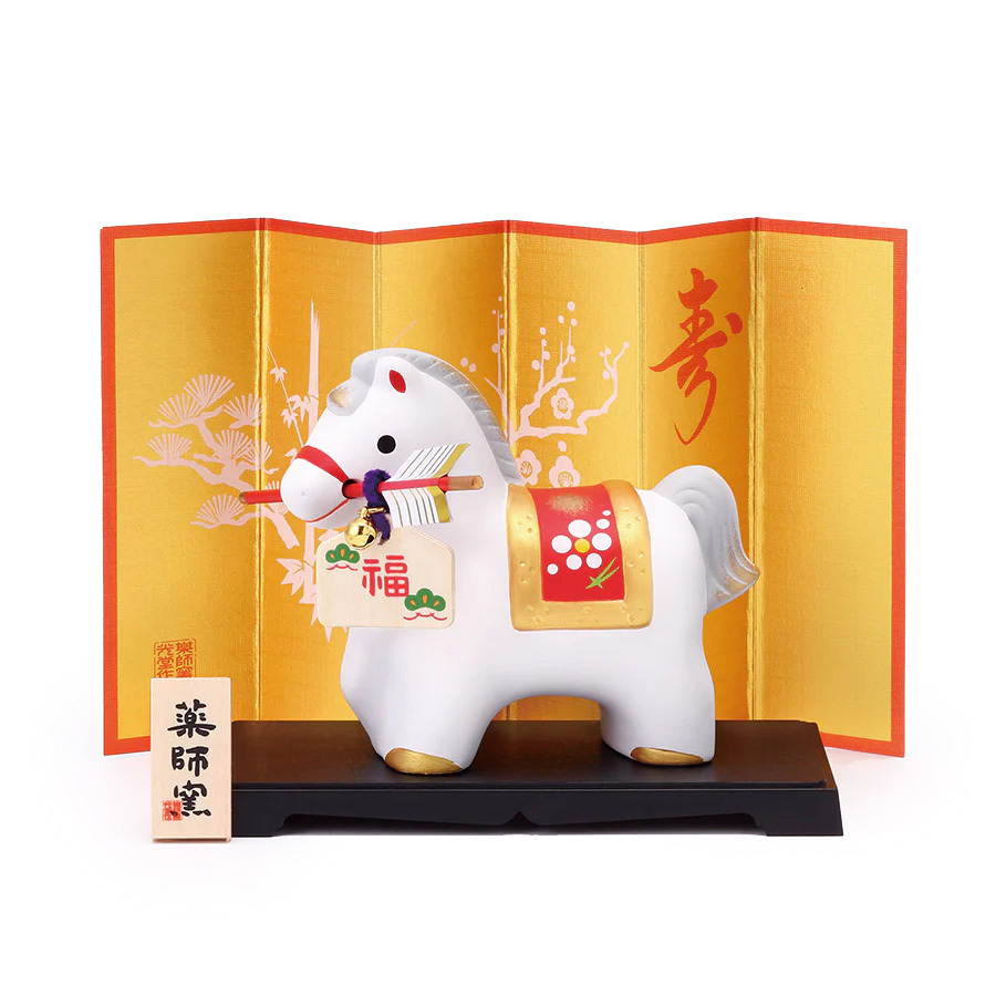 日本 薬師窯 十二生肖-馬陶瓷擺設(No.86) -錦彩招福午(破魔矢付)